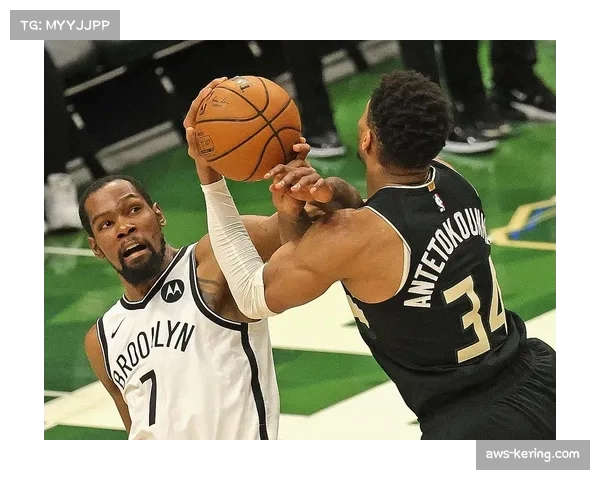 雄鹿字母哥冲击内线无解 但外线防守漏洞被多次利用